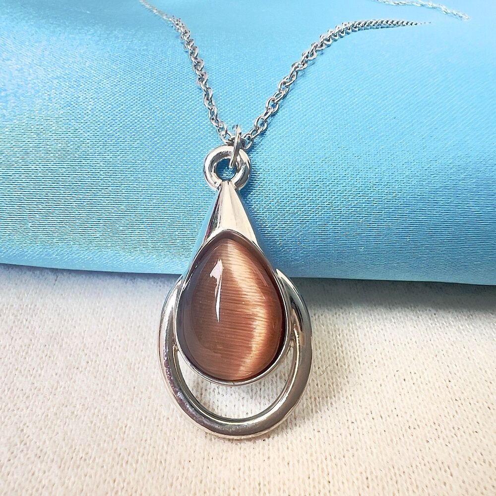 Vintage estate Teardrop Pendant Necklace Silver Tone Brown Cat Eye Glass